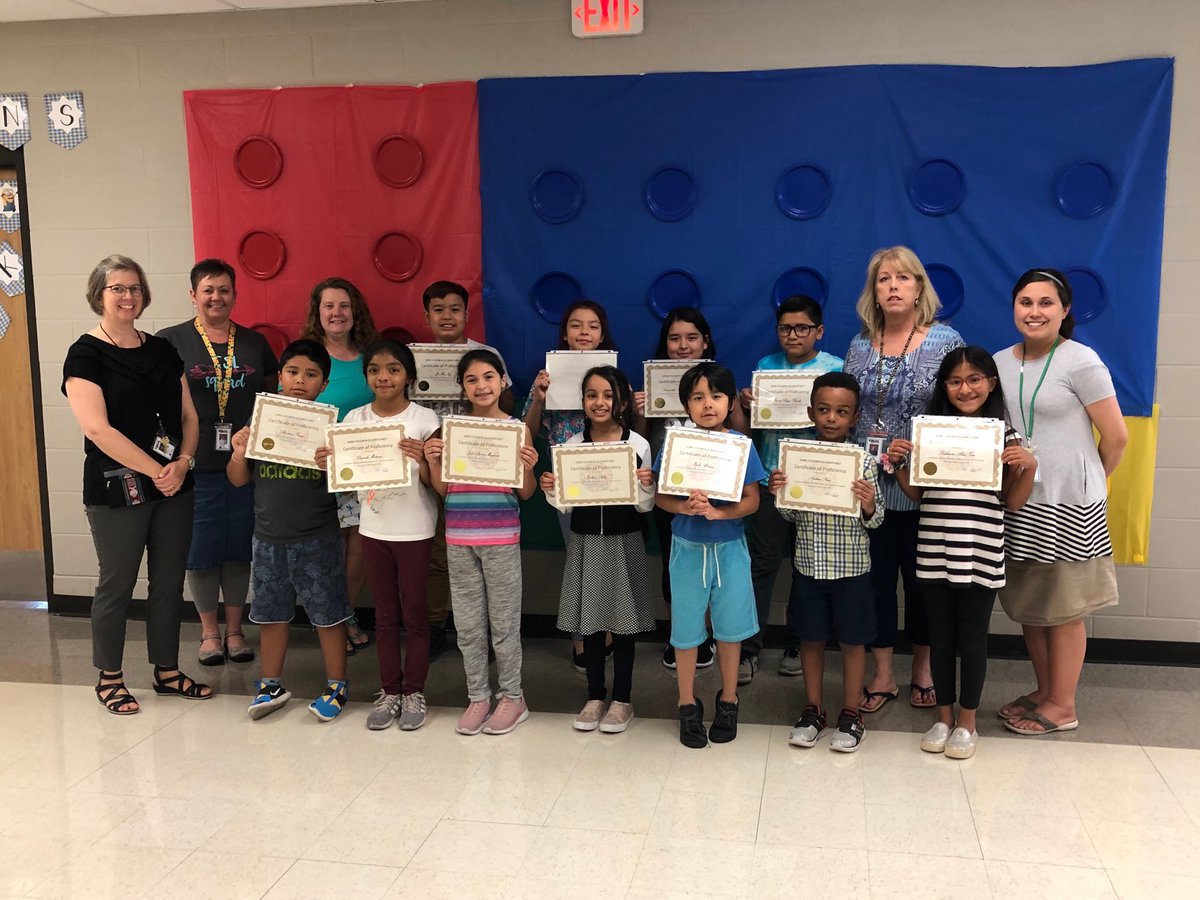 JCElem_RCS's tweet photo. JCE is so proud of our hard workers, our ESL graduates!!! 🤗 https://t.co/qq9wYBMBwK