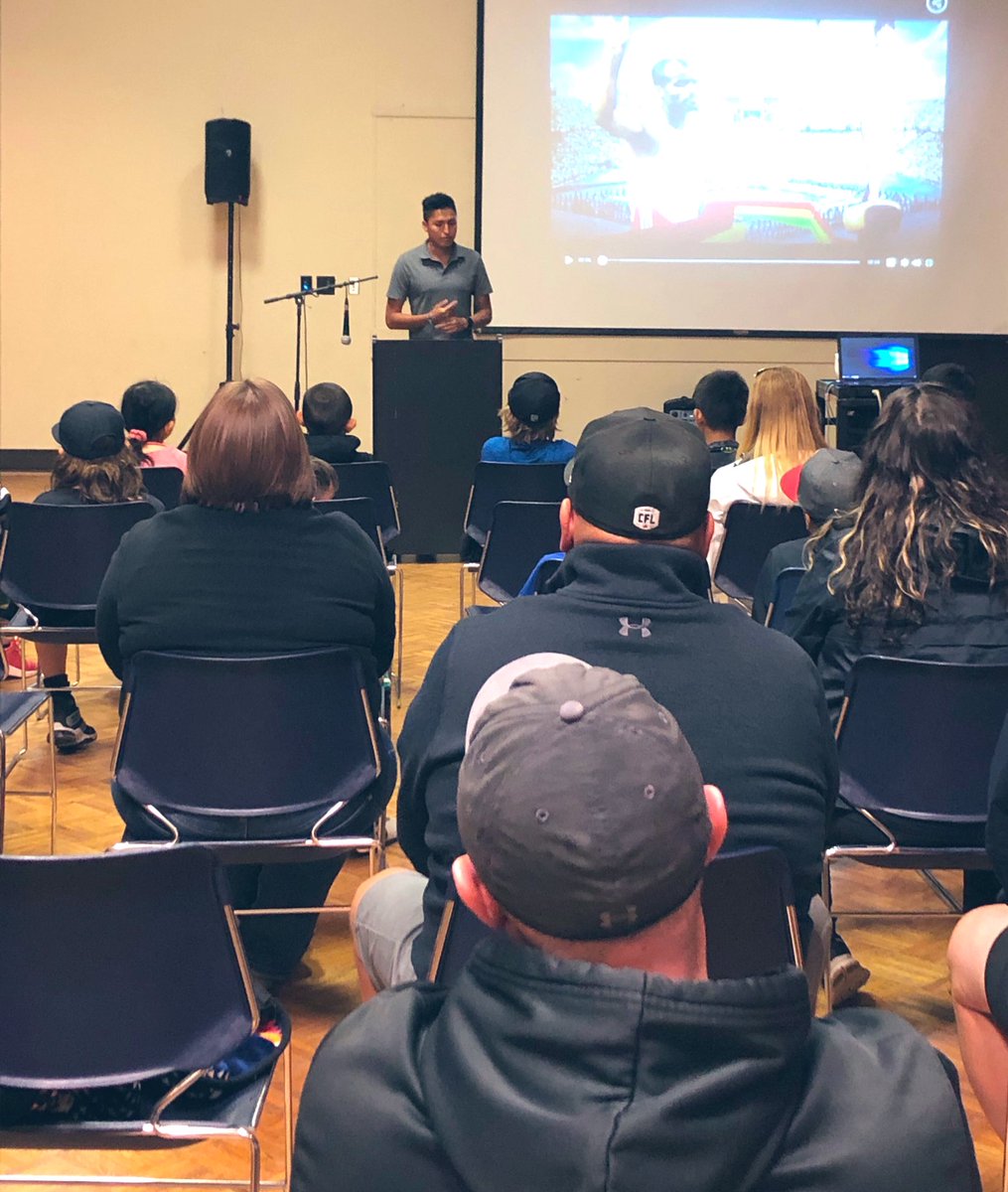 SAIT_Trojans's tweet image. So great to listen to @rgoodeagle4 speak to kids and parents alike at @FlamesFdn @SportChek #DevCamp19 about running and his goal to become an Olympian...