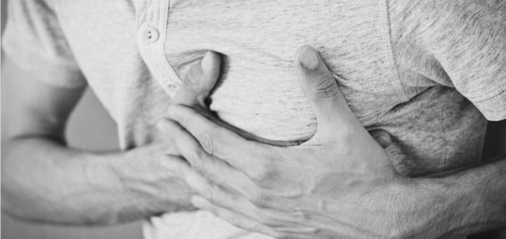 Salud_Medicina's tweet photo. ✅ La #anginadepecho se parece al #infarto pero no lo es. Es importante saber identificar los síntomas y acudir cuanto antes al médico. El Dr. Francisco José Rodríguez Rodrigo responde 10 preguntas clave ⛹️‍♀️🚴‍♀️❤️
➡️https://t.co/DfxSktZB5Z https://t.co/KtY9Wdk7As