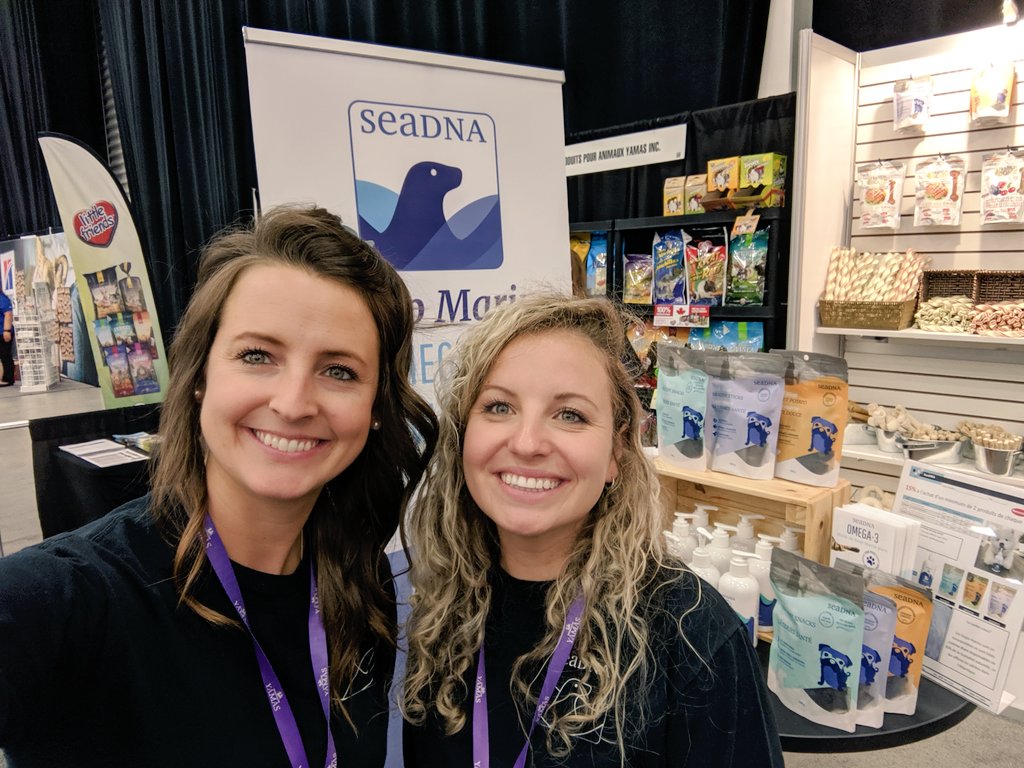 seadnacanada's tweet photo. Venez nous voir à #Expozoo 🐾 @PijacCanada dans la section de notre nouveau distributeur YAMAS! 
Nous serons bien heureuses de vous en apprendre davantage sur les:
👉 Oméga-3 de Loup-Marin 
👉 Gâteries santé 
#sealoil #omega3 #sealmeat 
En savoir plus:https://t.co/lDKUs2Gdtp https://t.co/LwuLI3EdNK