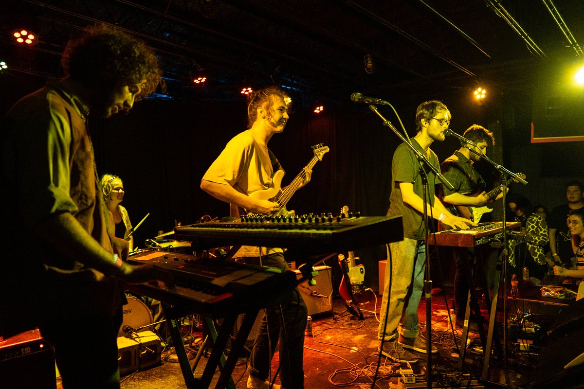 wearevansire's tweet photo. Last show of the summer photographed by Christopher Goyette https://t.co/NBzV97Mv54