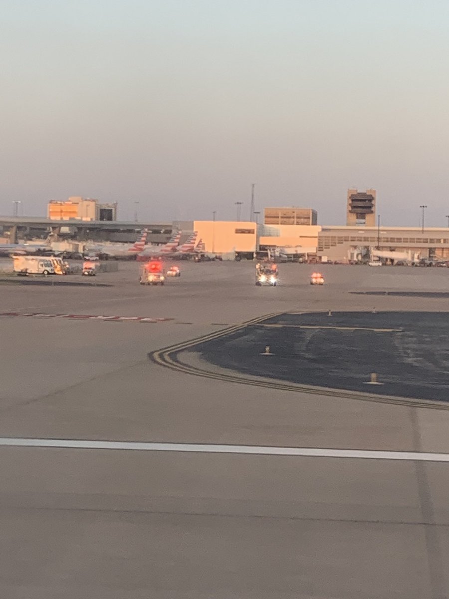 traceyratcliff's tweet photo. When you have to return to the airport due to a system issue and emergency crews meet you on the ground, blessed to land safe! @DFWAirport @AmericanAir https://t.co/XUyRl7fEZa
