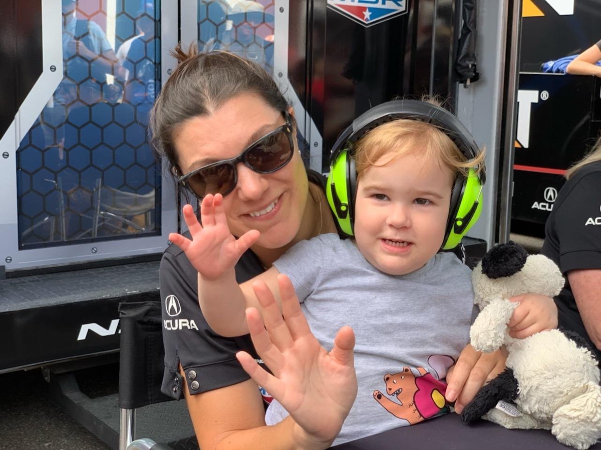CrestOfChance's tweet photo. @katherinelegge hate you had a rough day but thanks for being so kind during autograph session! https://t.co/MWzpYaT1dO
