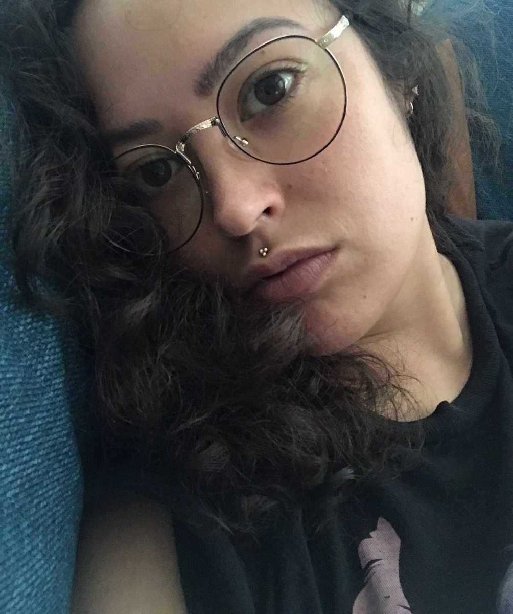 corrinaangel_'s tweet image. I got new glasses! I’m told I need to actually start wearing them when I’m reading, driving, and using screens. My prescription is so light though, so we’ll see. No make up, no filter, puro Angel. #SignsofAging