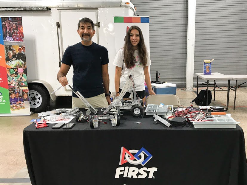 We kicked off the new school year this weekend at robotstock!! we met with several hundred people and introduced them to the word of FIRST!! a huge shoutout to <a href="/frcteam4575/">FRC 4575 Tin Mints</a> for making this event happen!!