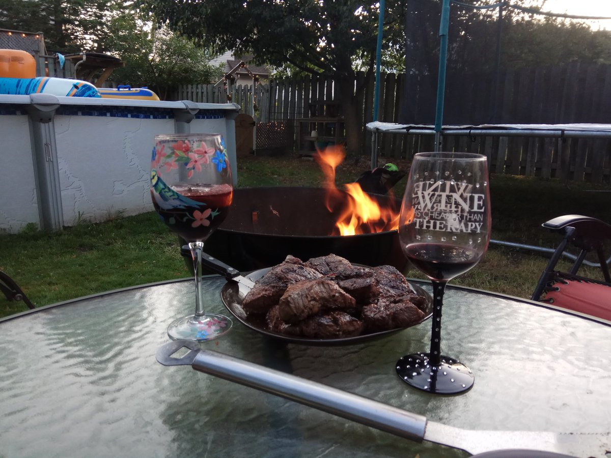 webmechanicsca's tweet image. Relaxing after several hours of coding on PitchCamp 😍
#pitchCamp #javascript #openstreetsyeg #Ashes #BBNaija #LGBTQts