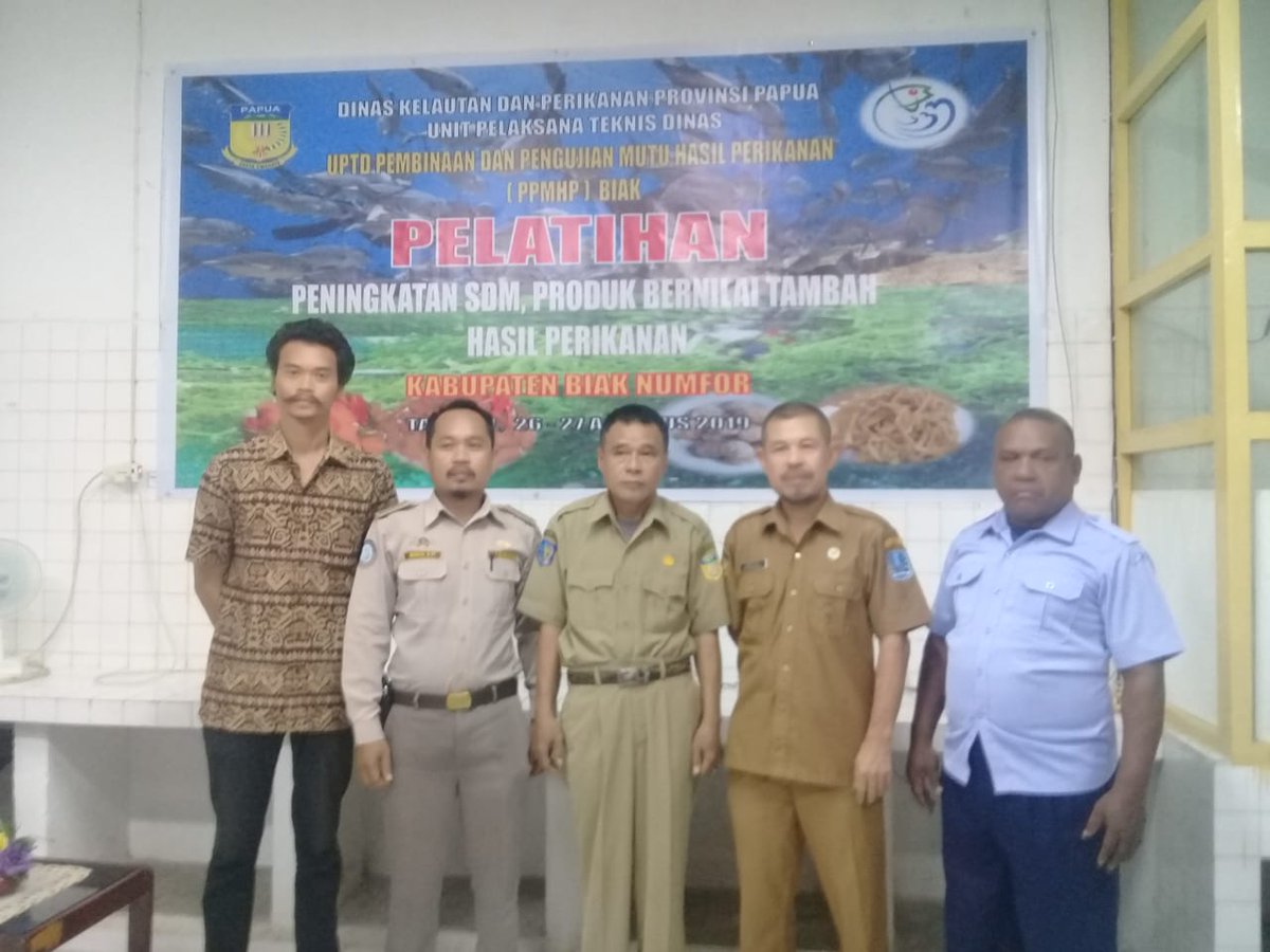 WilkerBiak's tweet photo. #OneHealthKIPM 
Partisipasi Wilker KIPM Biak dlam rangka Pelatihan Peningkatan SDM untuk produk bernilai tambah hasil perikanan di Kab. BIAK
#perikananbiakmaju
@HumasBKIPM @BKIPMJayapura https://t.co/ObEoFplIVN