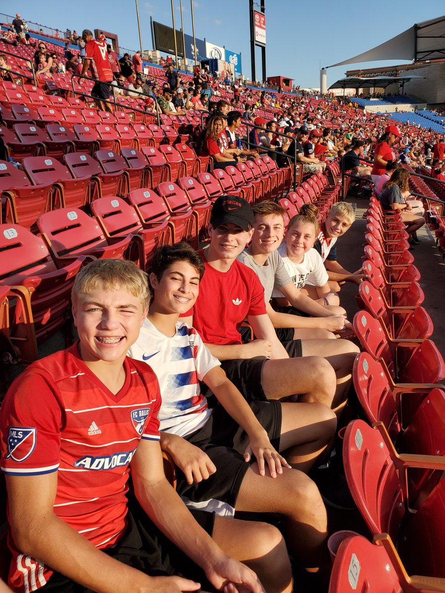 Daniel Hilburn tweet media