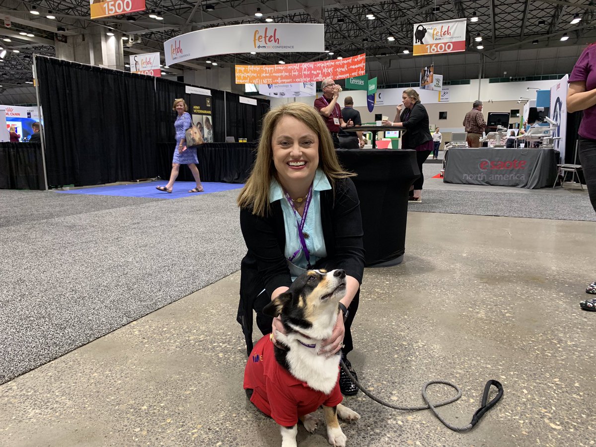 TheVETRecruiter's tweet image. Stacy with Wallace @VINCommunity  
#fetchdvm360 #fetchkc #fetchdvm360conference