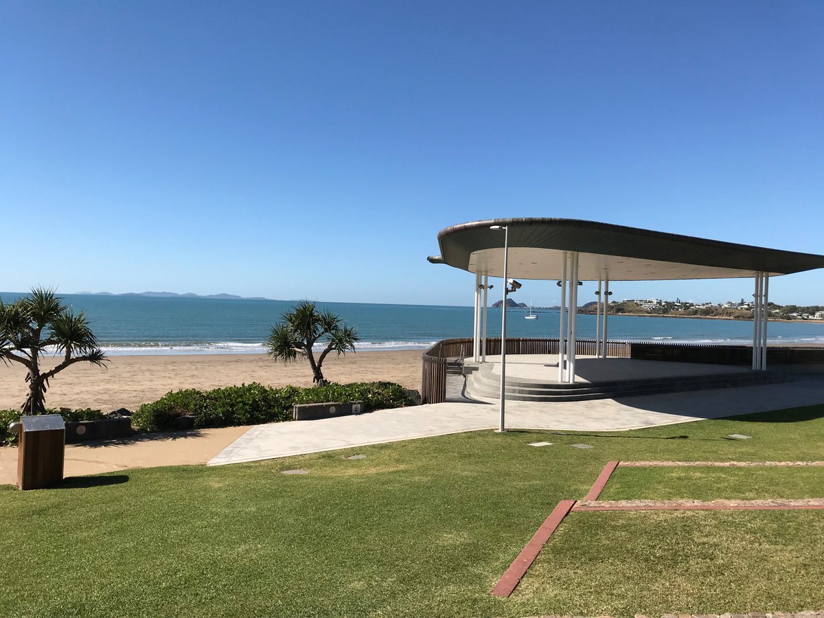 SailInnYeppoon's tweet photo. We β€οΈ a good beach view π΄πβ΅
#sailinnyeppoon #yeppoon #thisiscq #visitcapricorn #experienceyeppoon https://t.co/r4votQM5c9