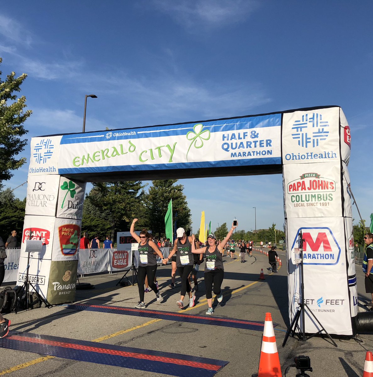 M3SSports's tweet photo. Thank you for spending your Sunday with us in Dublin at the 2019 @OhioHealth Emerald City Half & Quarter Marathon! π
Congrats to all of you! It was awesome to see you at the Start Line and celebrate with all of you at the Finish! Giddyup! -DB
#ECHalf @VisitDublinOhio https://t.co/2ta1ERDO5S