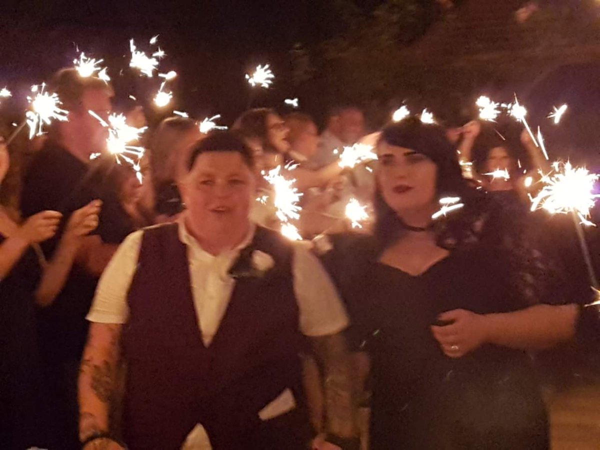 yarlingtonbarn's tweet photo. Congratulations Juss &amp; Ehlana! @yarlingtonbarn https://t.co/WWNz0AJtcc