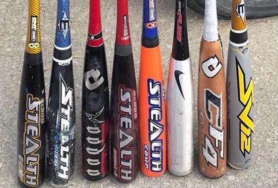 Aust1n_15's tweet photo. You really don’t know fear till your on third and someone pull up with one these bats https://t.co/v9BS4eAuNq