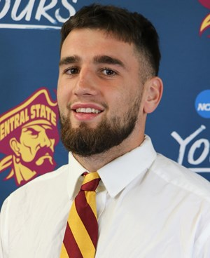 CHEYENNECOFF's tweet photo. Trent Mays, 6' 205 lbs
#RollRedRollDoc @ShidaShenanigan #violenceagainstwomenact #ViolenceAgainstWomen #BelieveWomen @endrapeoncampus @mencanstoprape
We want women to know what he looks like & NOT be his victim. https://t.co/D6QF5JkIrc