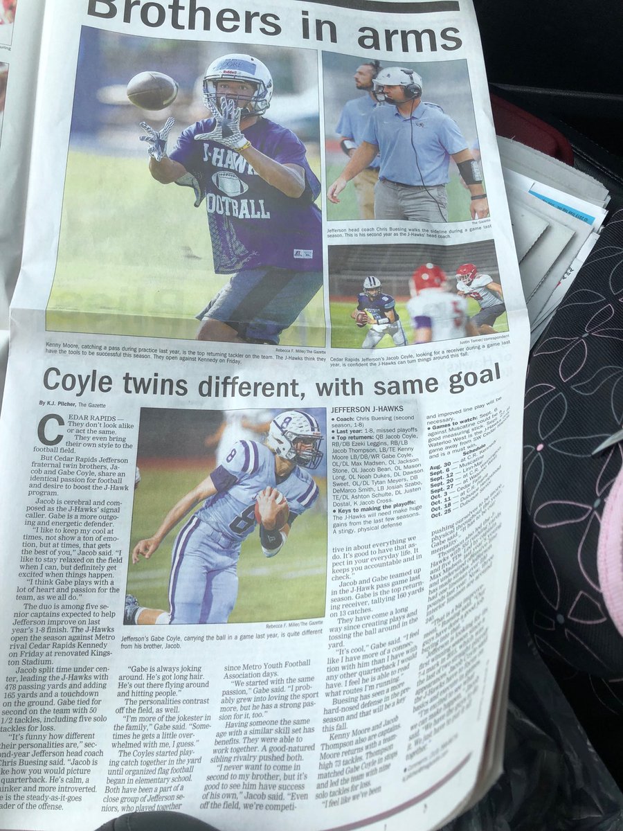 dr_coyle's tweet photo. Thanks, Pilcher, for sharing my 💙💙 #proudmama #readyforFNL https://t.co/wuJxegugOa