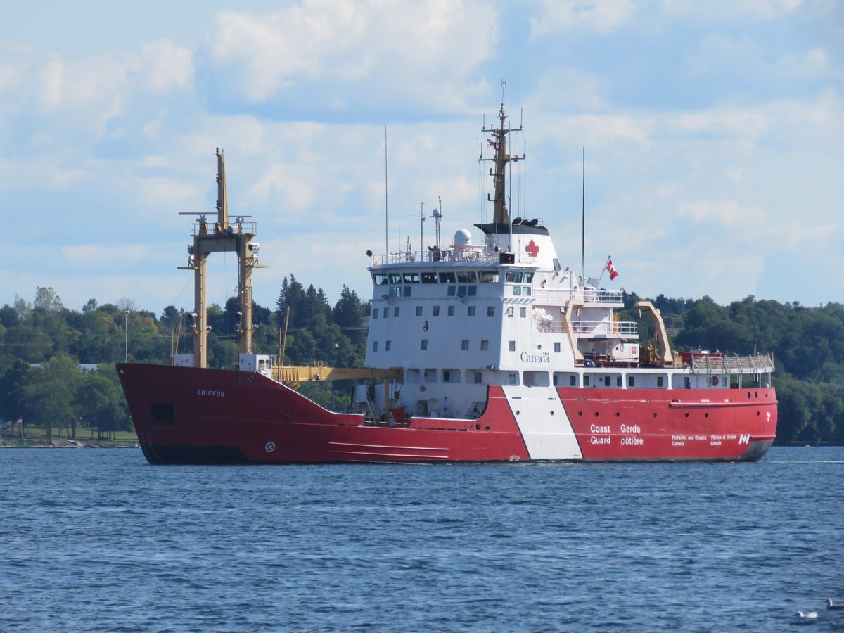 PrescottAnchor's tweet photo. 25 Aug 2019 down #StLawrenceSeaway at Prescott ON. 16h22 #CCGSGriffon into Prescott Base. Secure 16h38. She was up into Lake Ontario 24th for sea trials &amp; exercises after re-fit at Base. She spent last night in Prince Edward Bay @CoastGuardCAN @DFO_Central #Seaway60 #CCGproud https://t.co/GjIbMQY9MQ