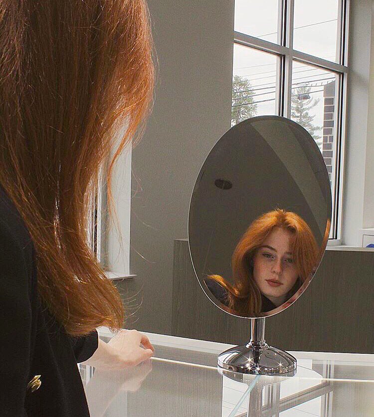 solmidstars's tweet image. [AU Jily - Wolfstar] ~ The melody of your touch.