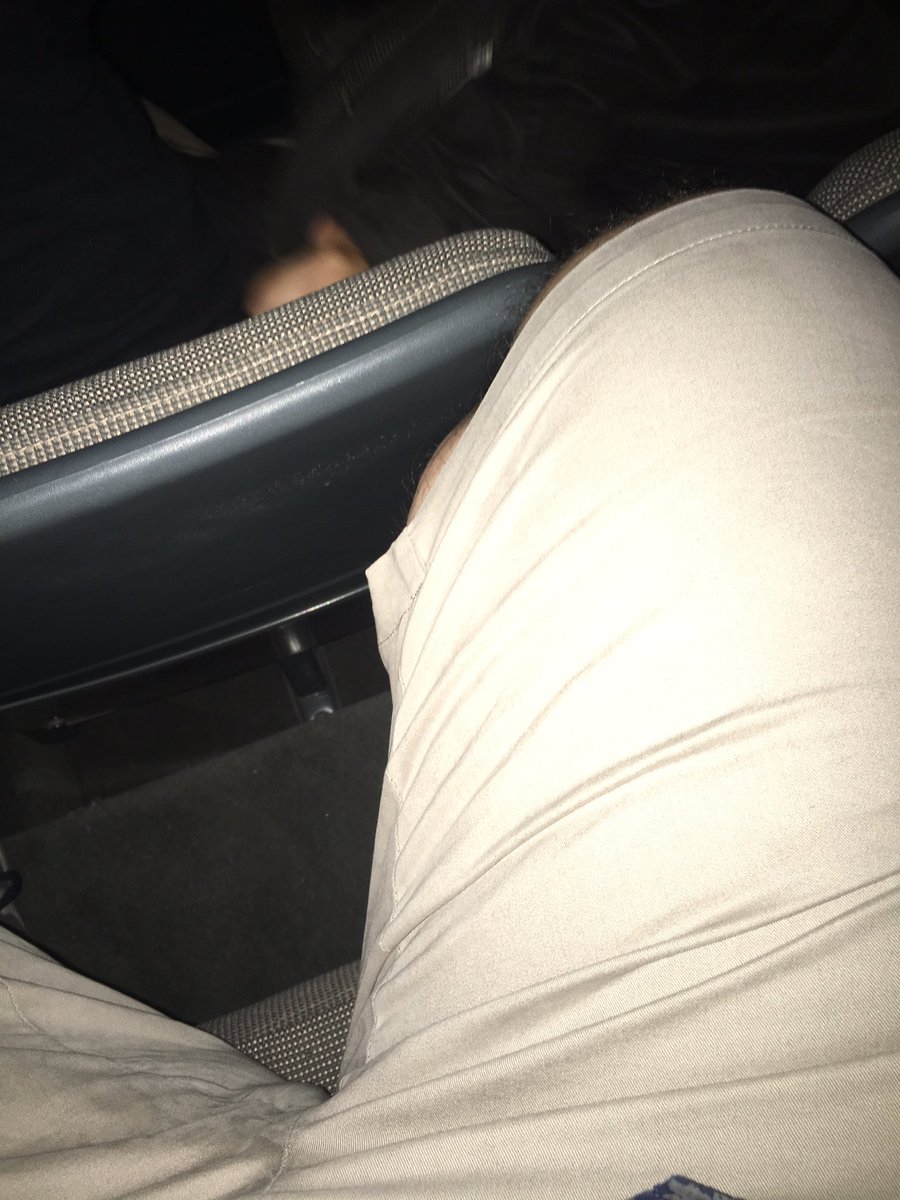 Sharpy5591's tweet photo. Loved my time at the fringe. Ed Byrne at the @ARedinburgh was class. But remember the golden rules of attending #edfringe don’t bring a bag bigger than A5 or your legs!! #squished #legs https://t.co/6vmJLZbW2C