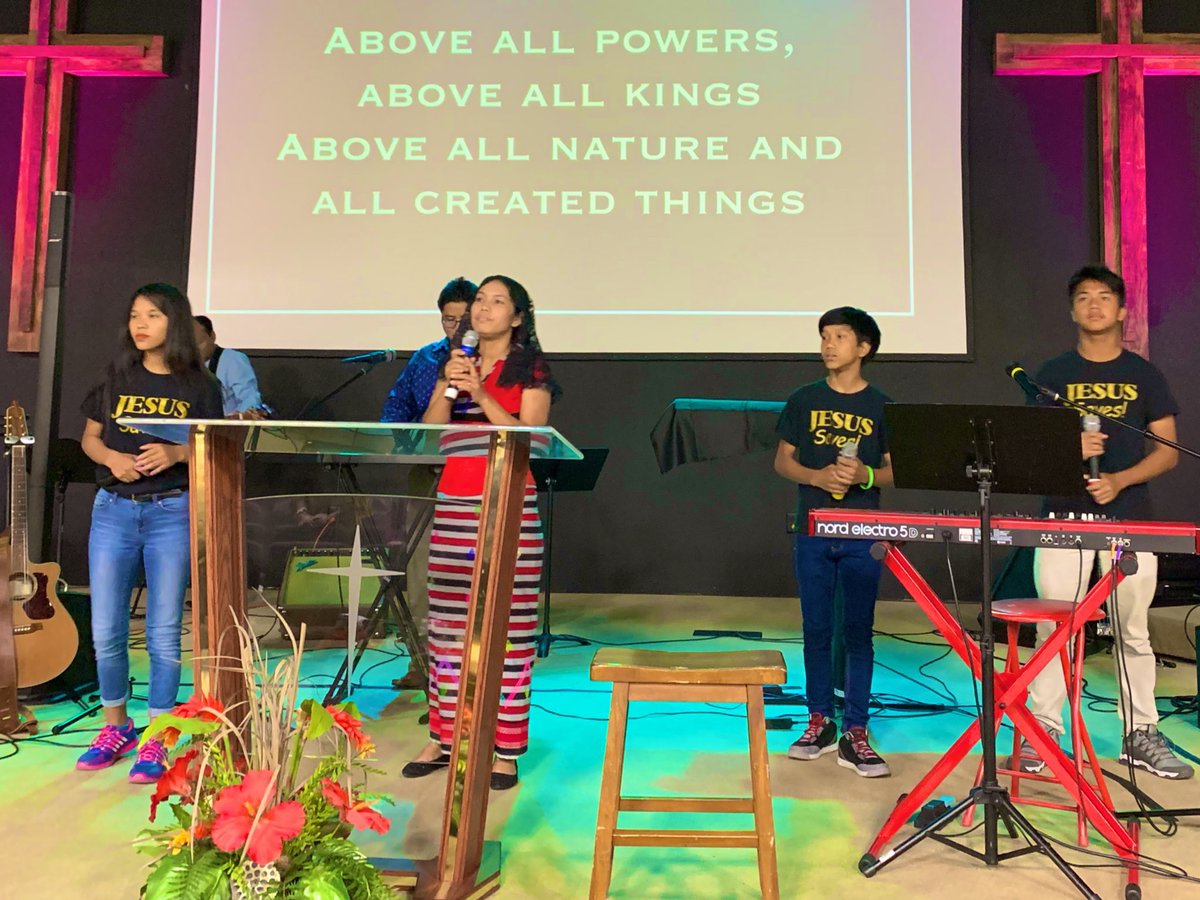 KentuckyNaz's tweet photo. The Kentucky District welcomes our newest congregation—Myanmar Christian Assembly. I was honored to preach this afternoon as Pastor Ling Kee translated. So thankful for this church’s heart to reach Bowling Green. #kynaz #newstart #churchplanting #renewequipconnect #RECkentucky https://t.co/LxGbhBOyW4