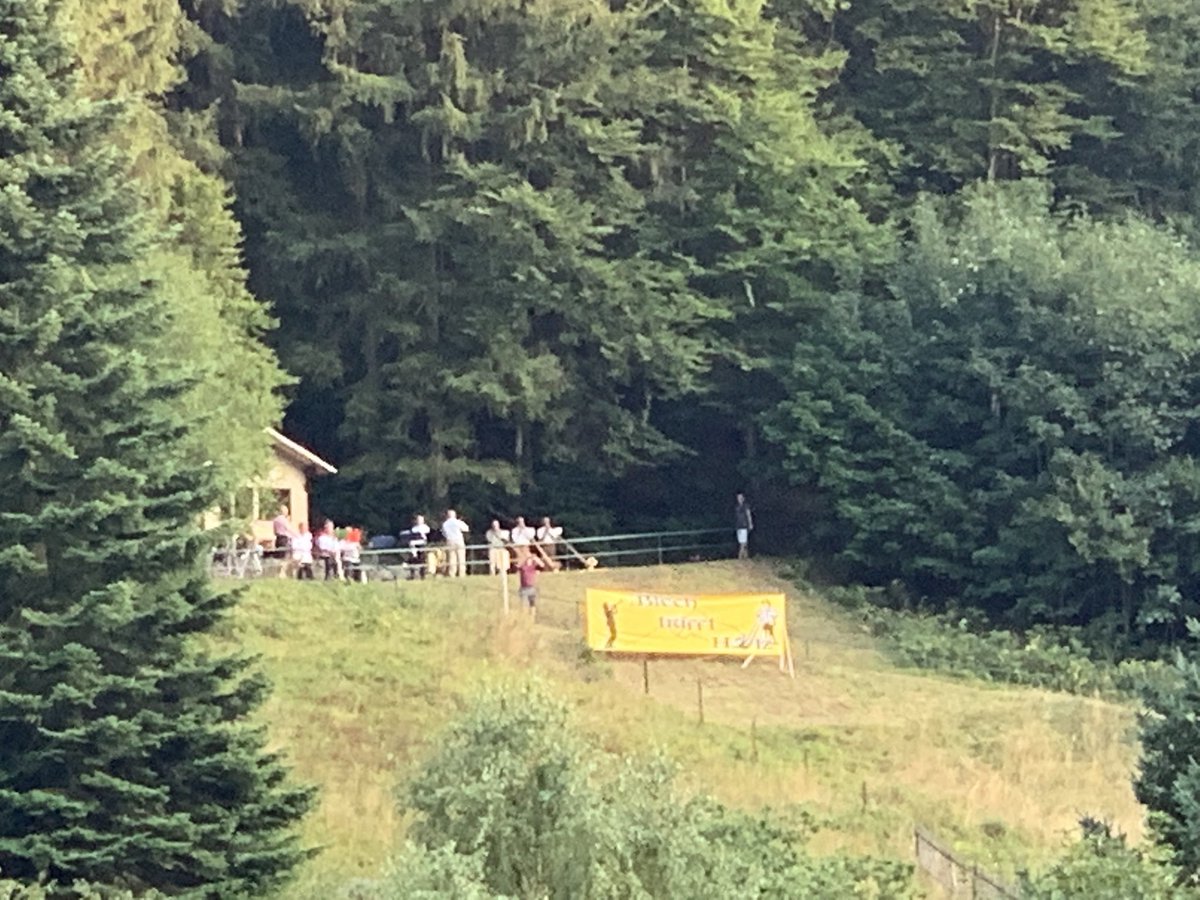 TSchipanski's tweet photo. Blech trifft Holz - das war das Motto des 1. Bergblasen in #Ilmenau #Manebach. Ein gelungener Auftakt eines schönen Veranstaltungsformats. #Thüringen #Heimat #Musik https://t.co/x52f5YAFnt