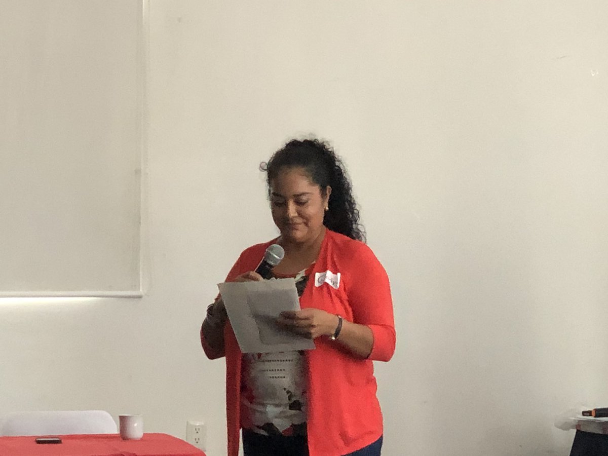 ruthpensa's tweet photo. Continuamos con el taller "Comunicación efectiva y afectiva en el liderazgo de las mujeres" organizado por el @OnmpriNacional para las Mujeres Priistas del Estado de Chiapas Ponente Armando Quiñones. #LaCausaNosUne https://t.co/bxO874MBlr