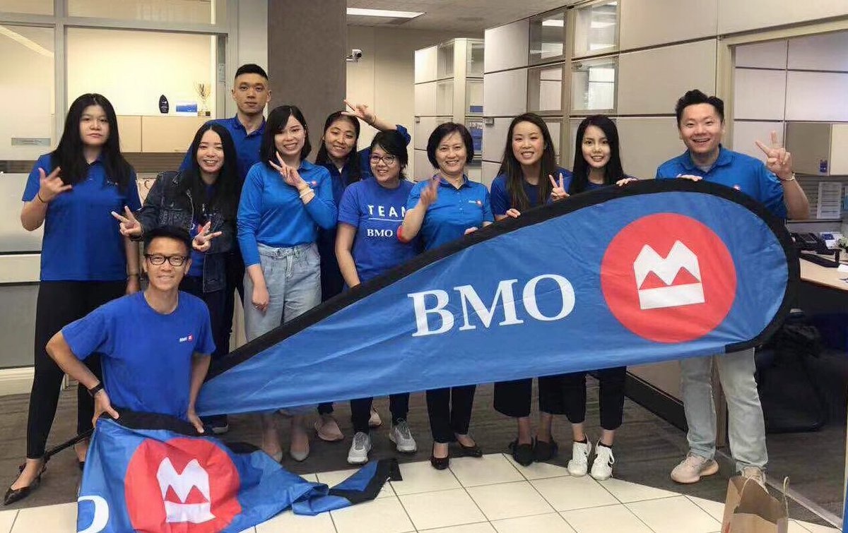 bmo_ubc's tweet photo. UBC JumpStart - Thank you team UBC and our partners for coming out to support us! 📚🎓🎒📔📖 https://t.co/fiVKJ0Y42F