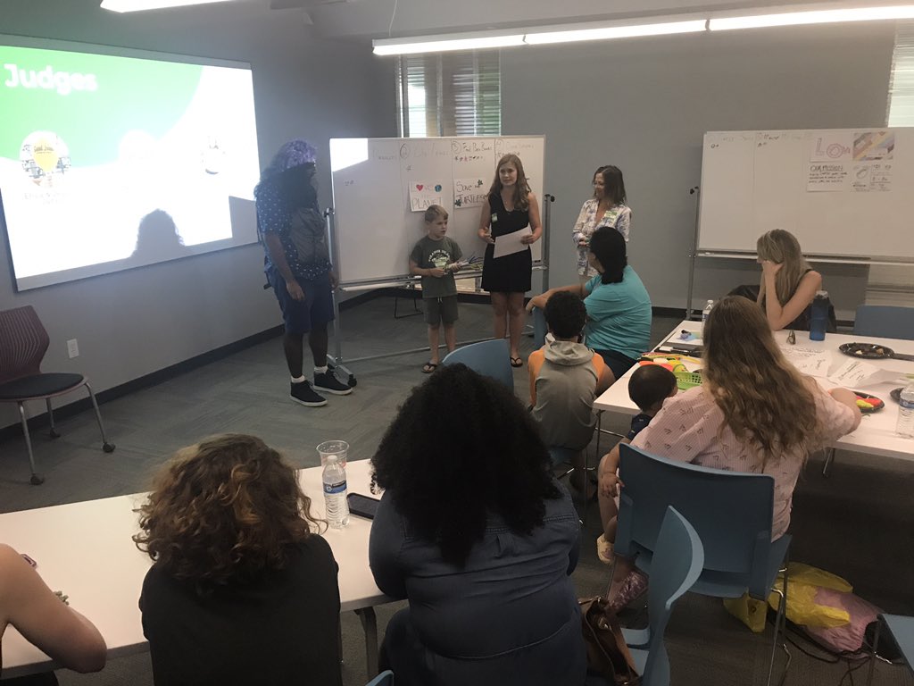 SWMadison's tweet image. Final pitches have begun! Ocean Savers, led by 6-year old Jakey, created a product to clean reusable straws. 🤗 #SWMad @Fwdtech