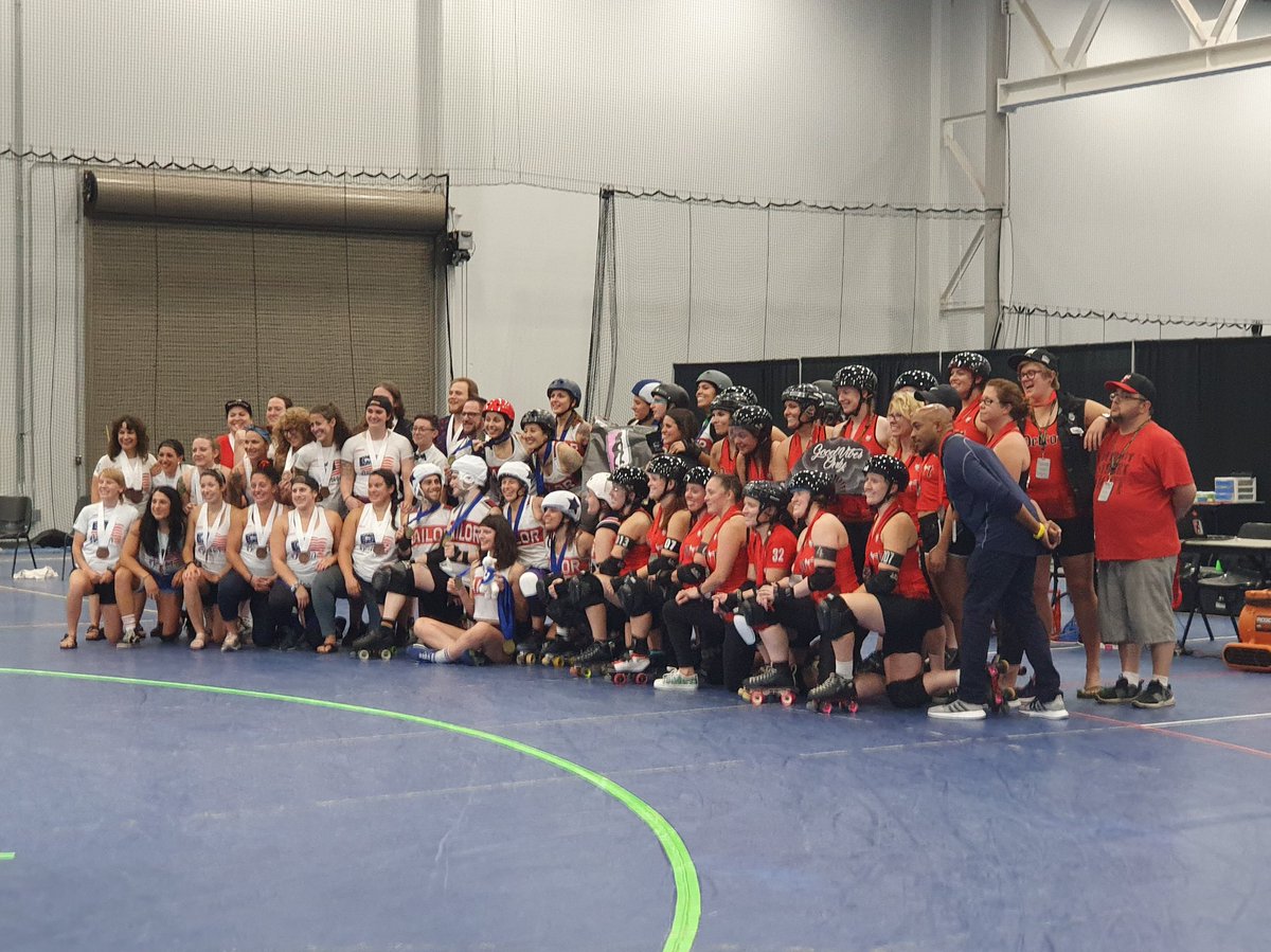 Thank you <a href="/Dutchland/">Dutchland Rollers</a> Rollers for a great tournament and fab post-season experience!! #WFTDACups #DutchCup2019