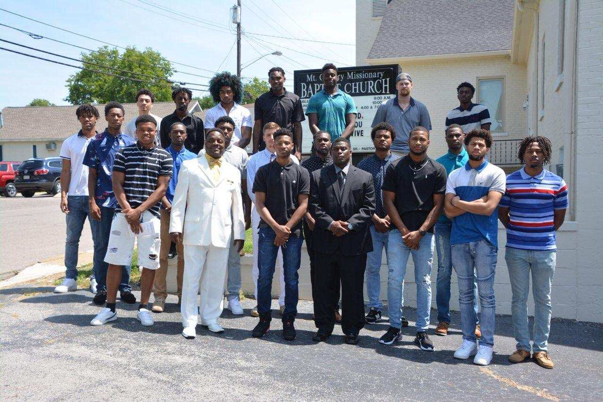 CStateMBasketB's tweet image. Thank you to Rev. Kenny L. Anderson &amp;amp; the Mount Calvary Missionary Baptist Church for hosting the @columbiastate Men’s Basketball Team today!!!
GO CHARGERS!!!
#Community