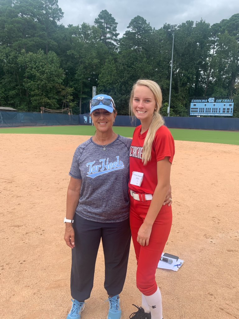 kendallkbb's tweet photo. A big thank you to @djpsoftballcamp for another great camp today and an amazing slapping clinic yesterday! Thank you @UNCCoachPapa @MaryJoFirnbach and players for all the great instruction! Ready to be back!! Definitely feels like home! @FCNCMillen @UNCSoftball #playwithhonor https://t.co/0JloEWwCUY