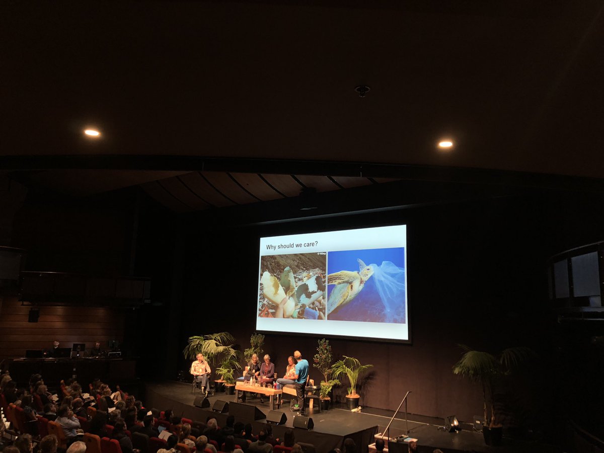 CathLangabeer's tweet photo. “50% of the air we breathe comes from the ocean. If the oceans die, we could end up wearing masks to breathe our air.” Joining the dots with Phil Somerville - Captain, Eat Less Plastic at #SBNconference2019 #endofplasticasweknowit https://t.co/QlEc8zdvJj