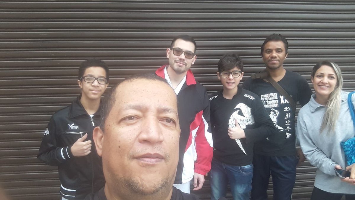 senkikanbrasil's tweet photo. Grupo unido e forte para um Karatê cada vez mais forte 🥋🥋🥋
#karate #shotokan #tradicional #jka #fpktradicional #cbkt #itkf #kata #kumite #artesmarciais #martialarts #budo #karateforlife #cidadedutra #interlagos #interlagossp #interlagoscity https://t.co/k9j4vGs7vO