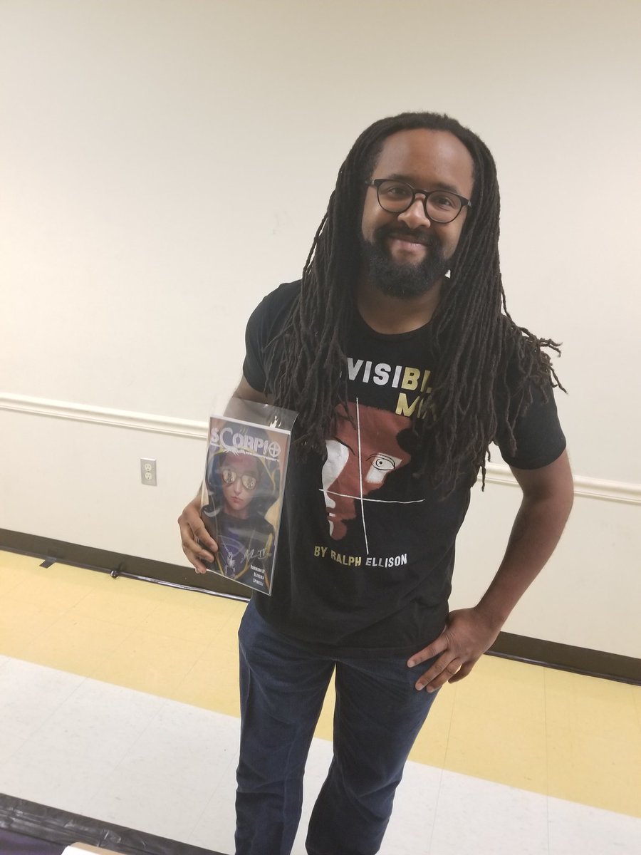 IVWall's tweet photo. Great Weekend out here at #Onyxcon!! Folks are loving #Scorpio and it warms my heart! 😀😭
#EveryoneHasASign
https://t.co/m3bVMF9Eom https://t.co/JywR7P1CY0