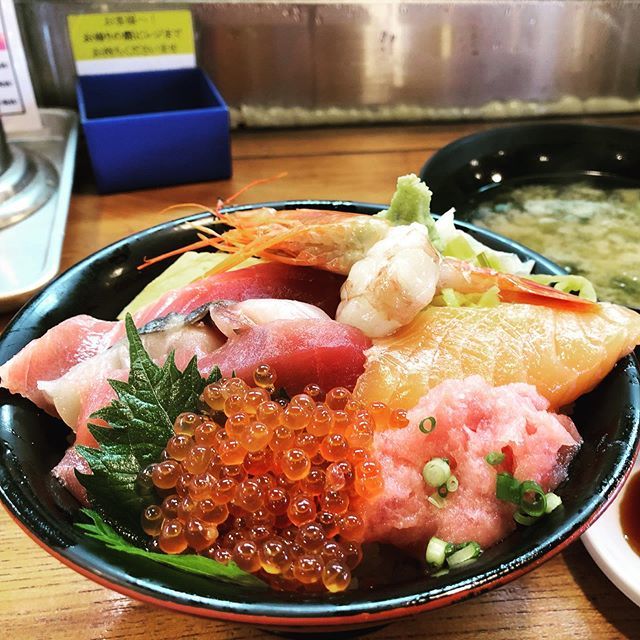 kohchannel's tweet photo. まいうーだった😋��お土産は生落花生🥜。 #ワーケーション
#旅行
#ダイビング
#ダイビング初心者
#ダイビング好きな人と繋がりたい
#trip
#travel
#Japan
#japan_vacations
#japantravel
#divig
#scubadiving
#カメラ初心者
#水中撮影
#水中写真 https://t.co/nLb3PhxAQo https://t.co/dDw67Kaqm4