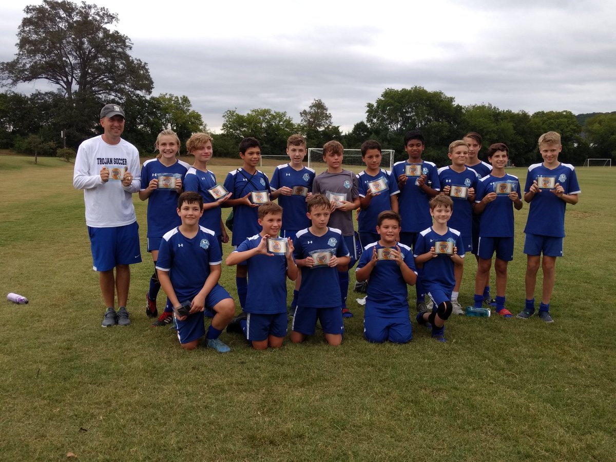 ALuckyape's tweet photo. Way to kids.  You didn't give up and pushed through to become champions! https://t.co/2WfvTTBqHF