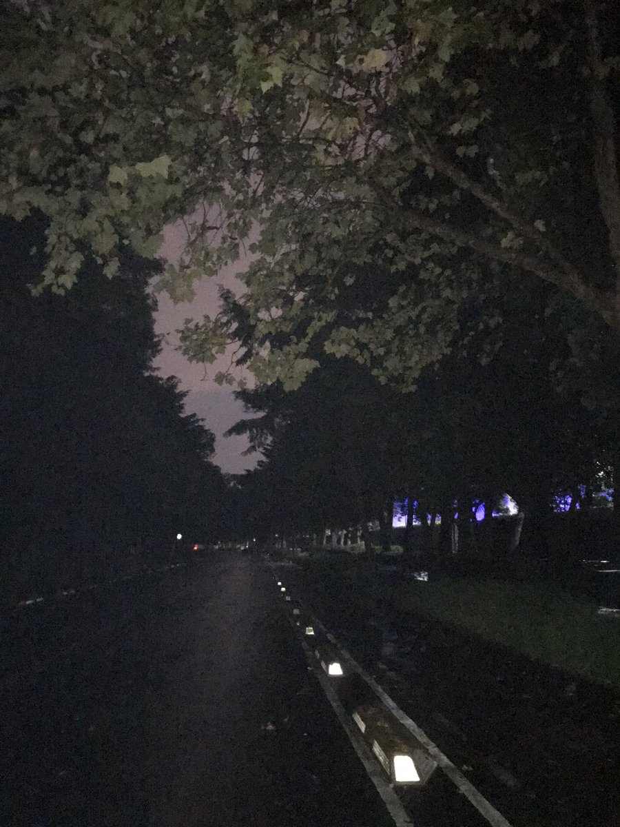 cordi74's tweet photo. @vromog @MHcesac Circuito Gandhi sin luz favor de reparar luminarias https://t.co/VhznWZuH8c