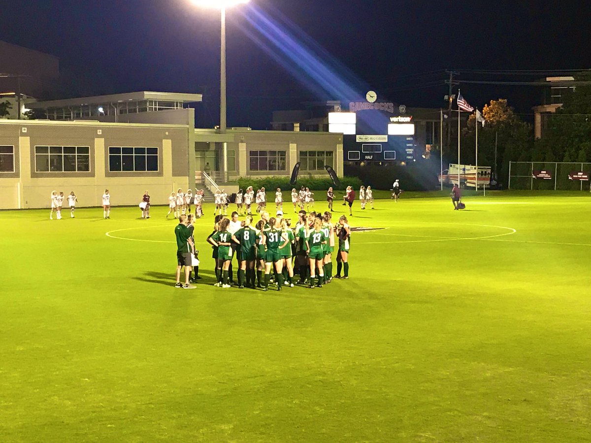 sotosays135's tweet photo. We didn’t come away with a “W”, but it was awesome seeing my @williamandmary #tribe play in Columbia, SC tonight! They played their hearts out! ⚽️💚💛 #GoTribe @TribeAthletics #alumni #womenssoccer #lookatthatcrowd https://t.co/fkuXJPUQ0Y