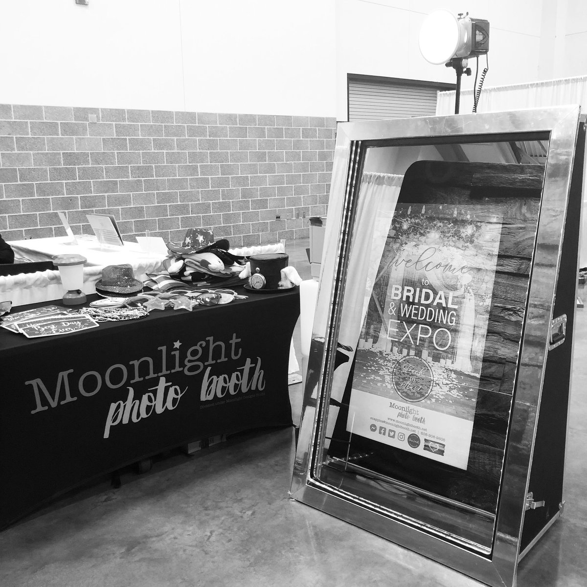 MoonlightBooth's tweet image. ♥️🥰💍 #bridalandweddingexpo2019 in #madisonwi.