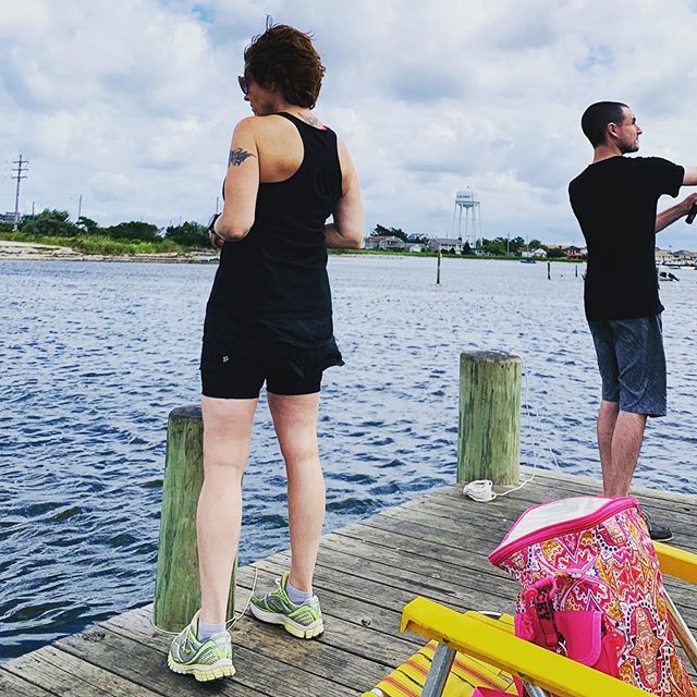 LauraRunsaLatte's tweet photo. Out on the dock with the family. #jerseyshore #seasideheights #skirtambassador #skirtsports #cascadeskirt #summer #jerseygirl https://t.co/eUXYoGMxQv https://t.co/13gJDZ5WAH