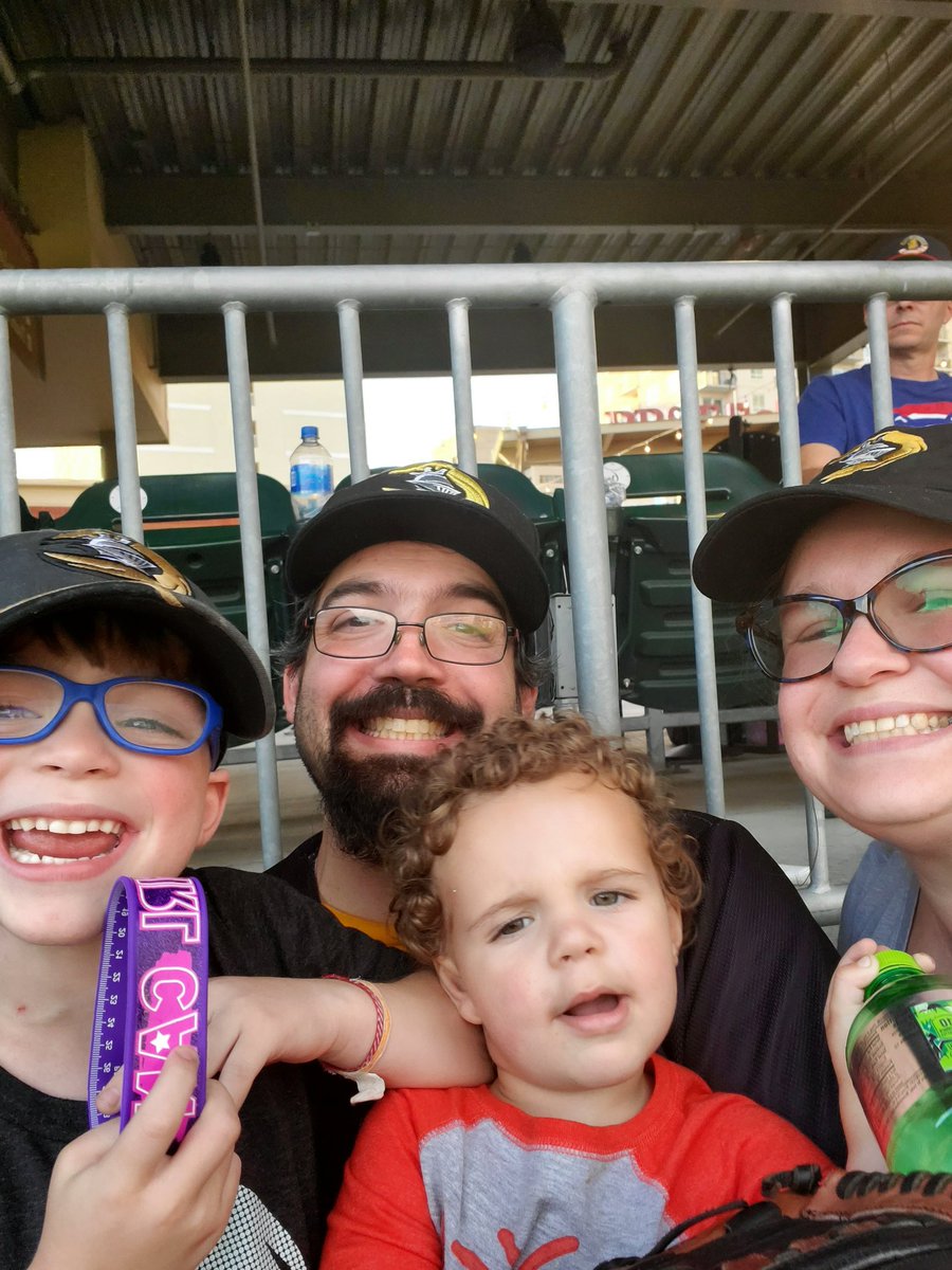 stacykobe's tweet photo. @dwkobe @KnightsBaseball No idea! But his faces are on point tonight! https://t.co/ERy9a7JQsn