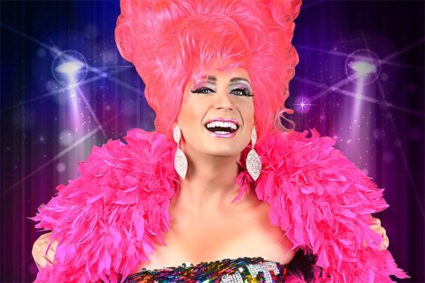 robreaks's tweet image. Our final @edfringe show!! The AMAZING show all the way from Helsinki @MarkoVainio ⭐️⭐️⭐️⭐️⭐️ #edfringe #divet #markovanio