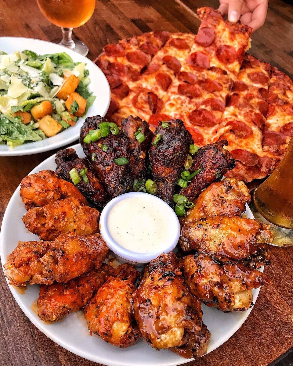 Anyone hungry? I wish we could all hangout and have a party with positive vibes and yummy food like this. I really need to grow my NYC squad and tribe. This would be so much fun and something I really need. Let’s love, laugh and eat while enjoying ourselves!! #NYCtribe #nycsquad