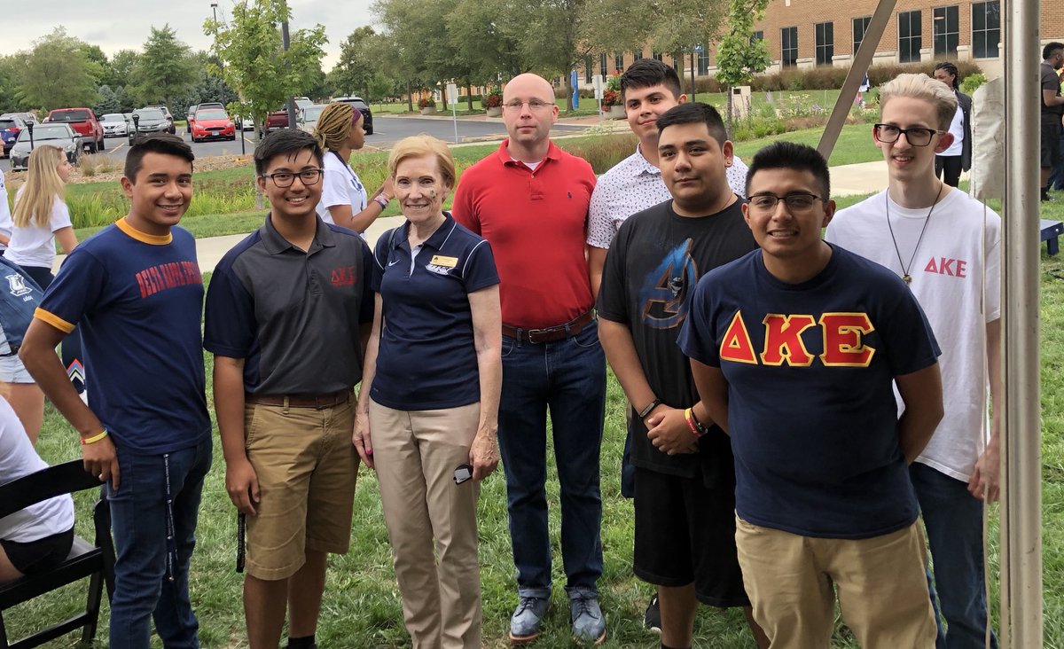 luigimvc's tweet photo. The Brothers of Kappa Beta had a great time at today’s Welcome BBQ. Thank you @UISAthletics for hosting! 💫
Glad to see @ChancellorKoch and Dean of Students Eddington, our faculty advisor for this academic year.
#RushDKE #DKE #UISedu #WelcomeWeek #Fraternity #DeltaKappaEpsilon https://t.co/Oe8UtAOt3c