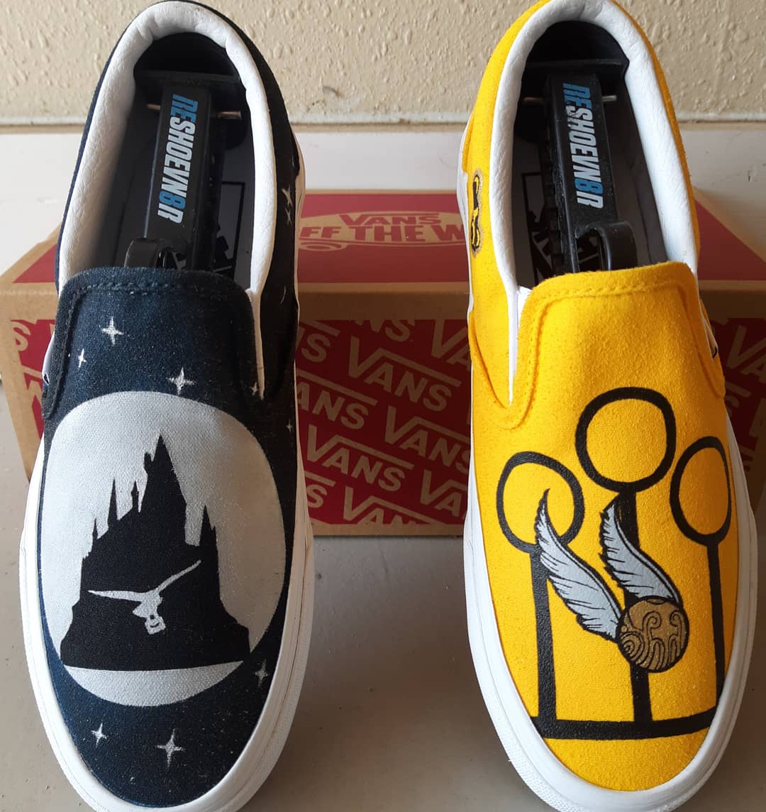 J3_Customs's tweet photo. Harry Potter/Hufflepuff House Vans Custom

@VANS_66 @HarryPotterFilm @AngelusDirect @Reshoevn8r @HarryPotterLand @HarryPotterWUUS @VSM__MARKETING @ChuckimusPrime @Bayo831 https://t.co/y1b2Dou2SP