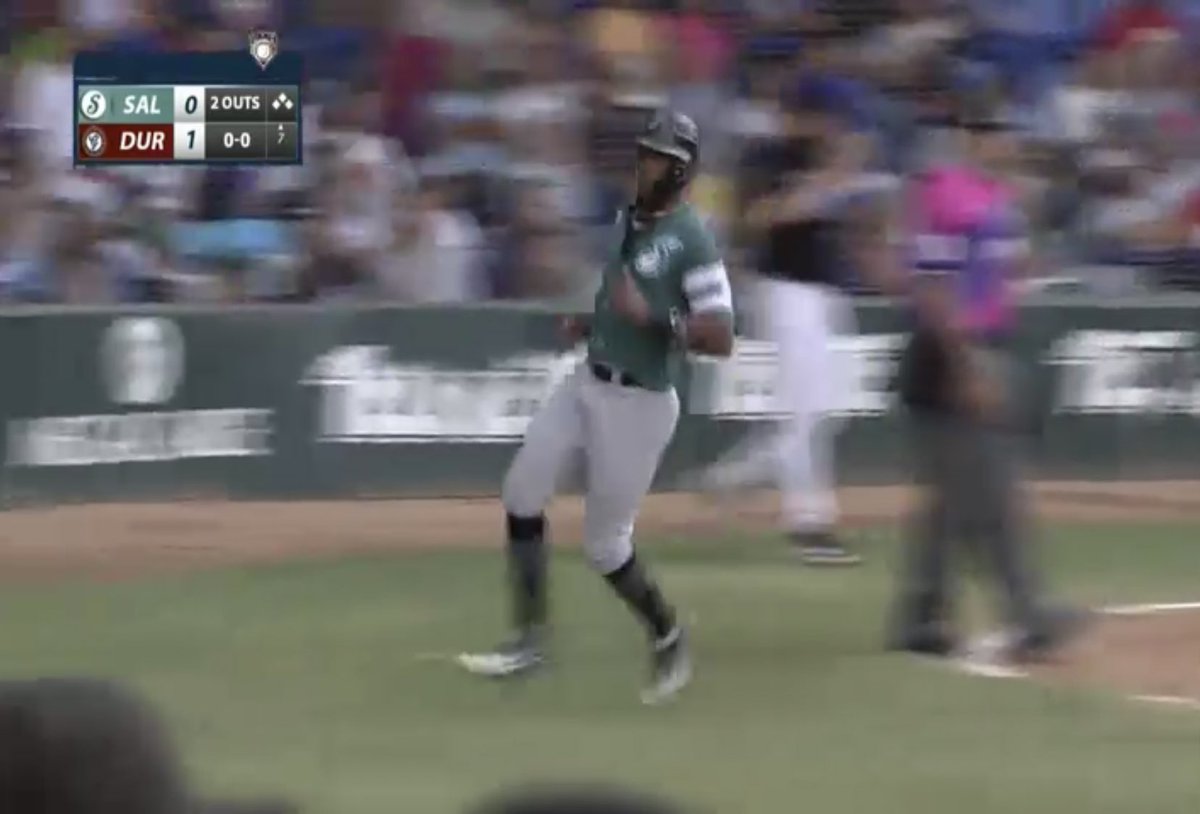 ClubSaraperos's tweet photo. Ricardo Serrano con Fly al central produce a Rainel Rosario con el empate en la 7B @OficialSarapero 1-1 @GeneralesdDgo 

#VamosDefensa
#PorLaBarrida
@LigaMexBeis 
#TopoTime https://t.co/nsz4O6u314