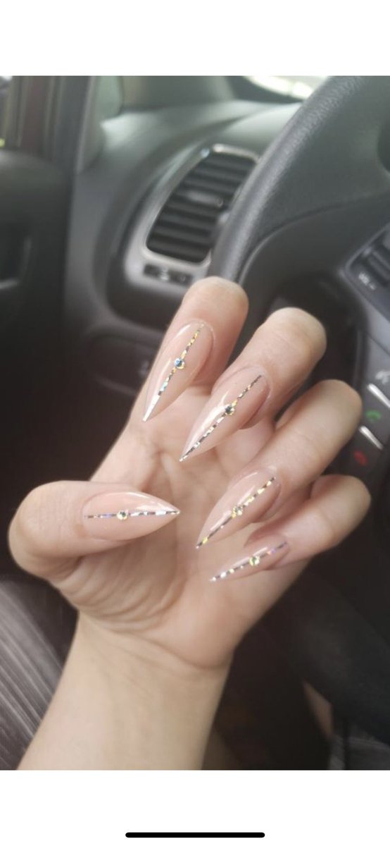 ryansnails's tweet photo. Stiletto nails on point https://t.co/OsKs4Bf8uB