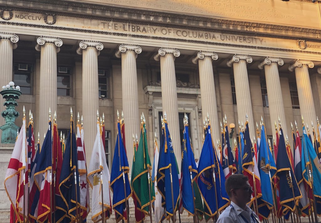 YitingShen's tweet photo. #odessey again in front of the Low Library for the class 2023 #ColumbiaLion #convocation. https://t.co/zI7JxUTKUT