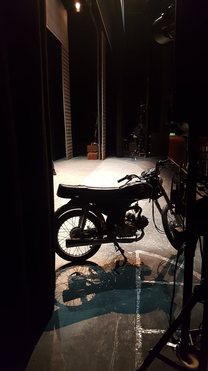 ShenHDesigns's tweet photo. Tire tracks and broken heartsss 🎵
#WhistleDownTheWindMusical #Summer #Theatre #Musical #StageCrew https://t.co/PHRD7pEI3b