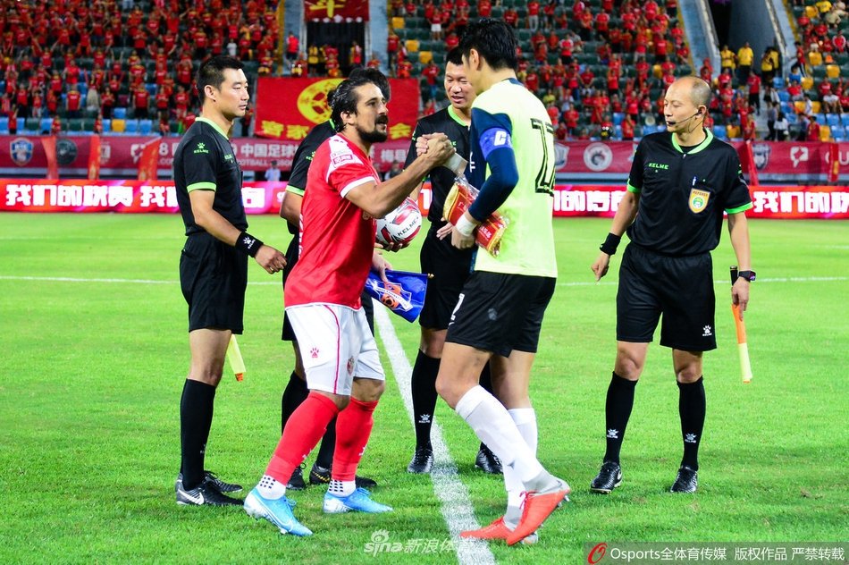 Superligachina's tweet photo. #LeagueOne #Jornada23| El #MeizhouHakka se lleva 2 (#Aloisio & #Melunovic) : 3 (#GuoYi, #Arsic & #Dori) un partido ante el #Guangdong entre dos equipos que ya tienen aparentemente poco en juego. https://t.co/yWMtR0QMvX