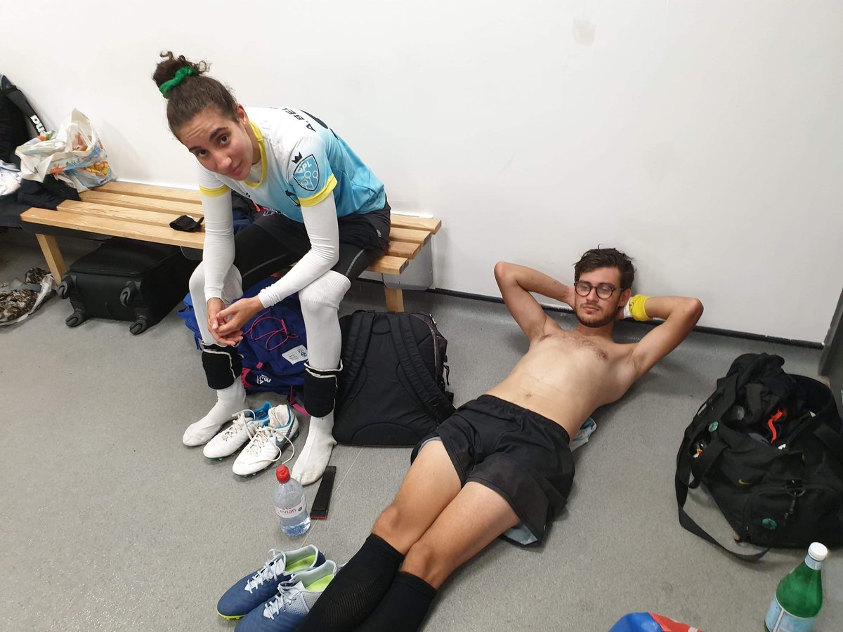 Un grand bravo aux <a href="/QPLArchers/">East Mids Archers</a>  qui remportent cette édition de la <a href="/quidpremleague/">Quidditch Premier League</a> .
Félicitations aux @QPLLumieres et qui terminent 4ème du championnat qui compte des Frog exténués parmi leurs joueurs. Ils vont devoir vite se remettre car c'est bientôt la reprise !
#QPL #FROG